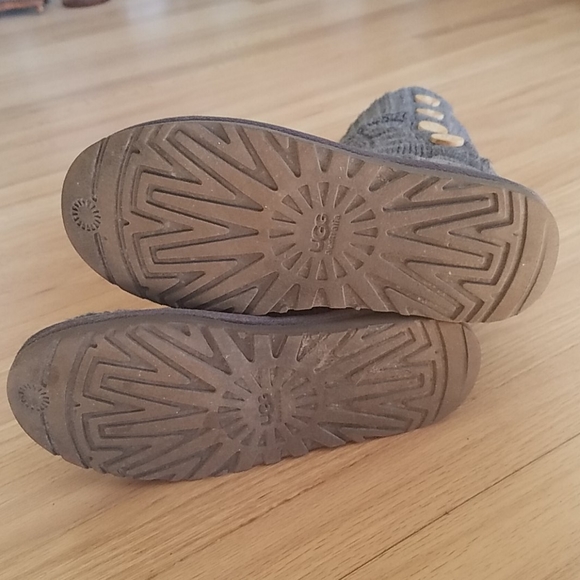 Knit UGGs - Picture 3 of 4